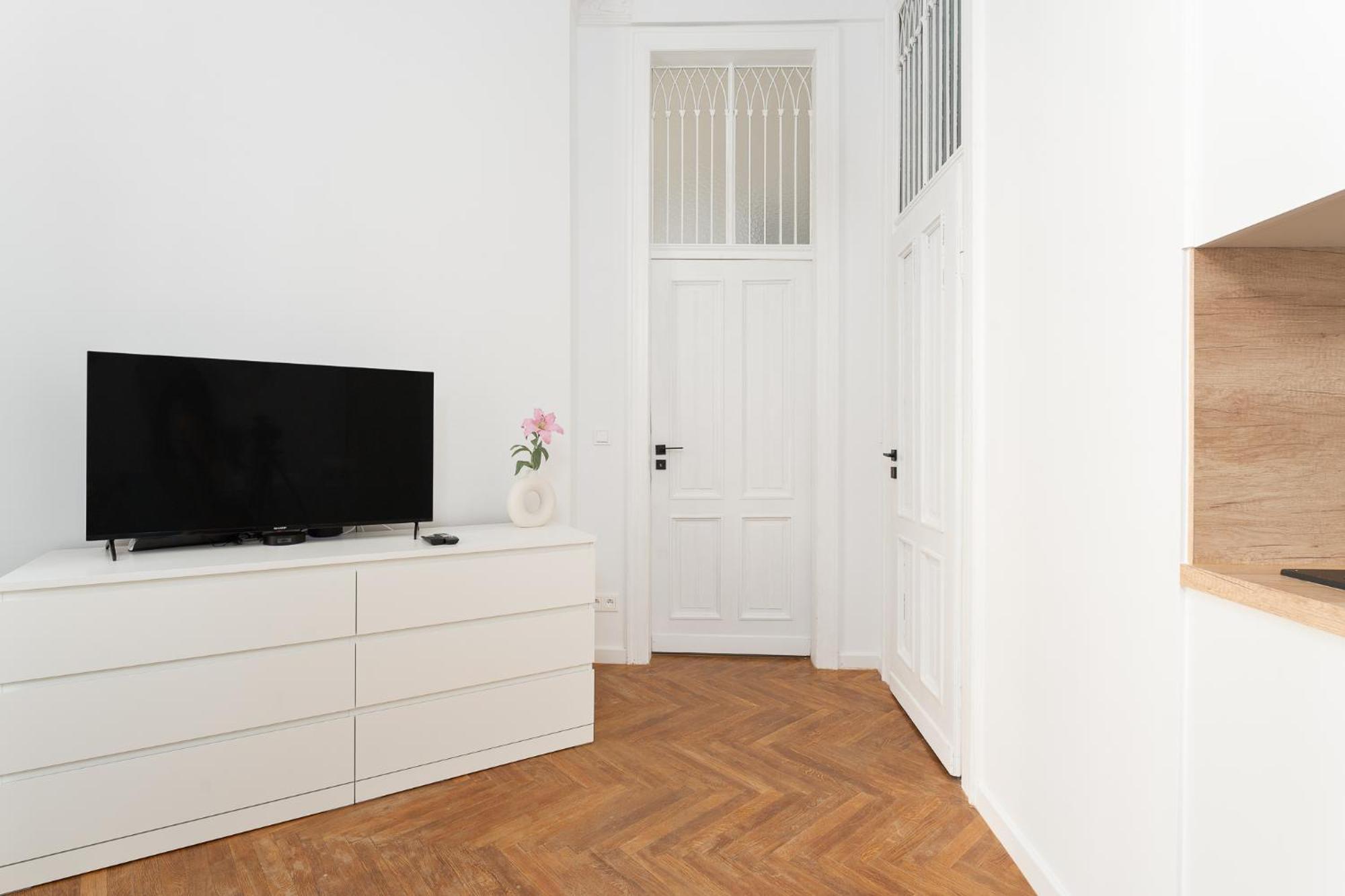Luxury Design Apartments - Poznanska Warsaw City Center ภายนอก รูปภาพ