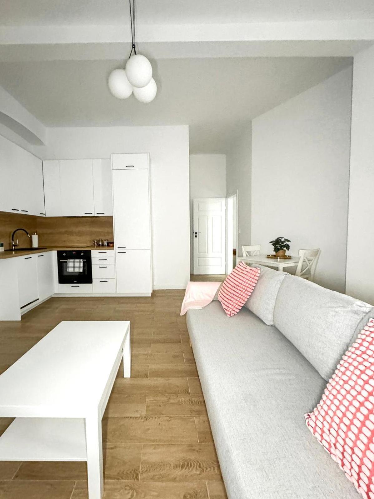 Luxury Design Apartments - Poznanska Warsaw City Center ภายนอก รูปภาพ